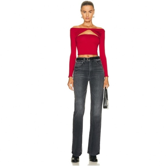 SER.O.YA Red Off-Shoulder Crop Top - Picture 5 of 8